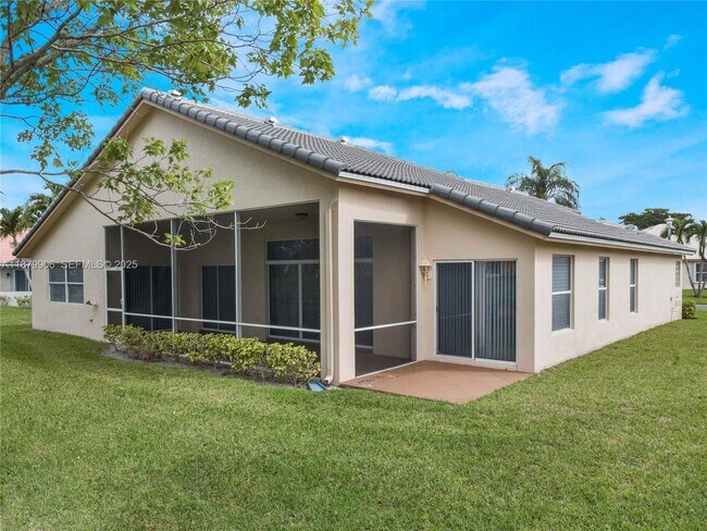 Building Photo - 2549 Egret Lake Dr