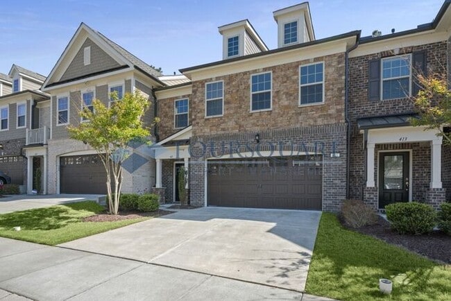 Building Photo - Elegant 3-Bed Townhome , Screened Porch & 2-Car Garage – Prime Davis Drive Location