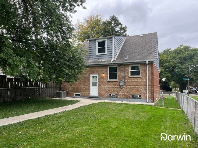 Building Photo - 8001 S Trumbull Ave