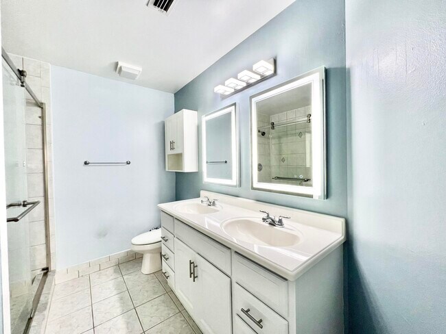 Building Photo - 15306 W Tranquility Lake Dr