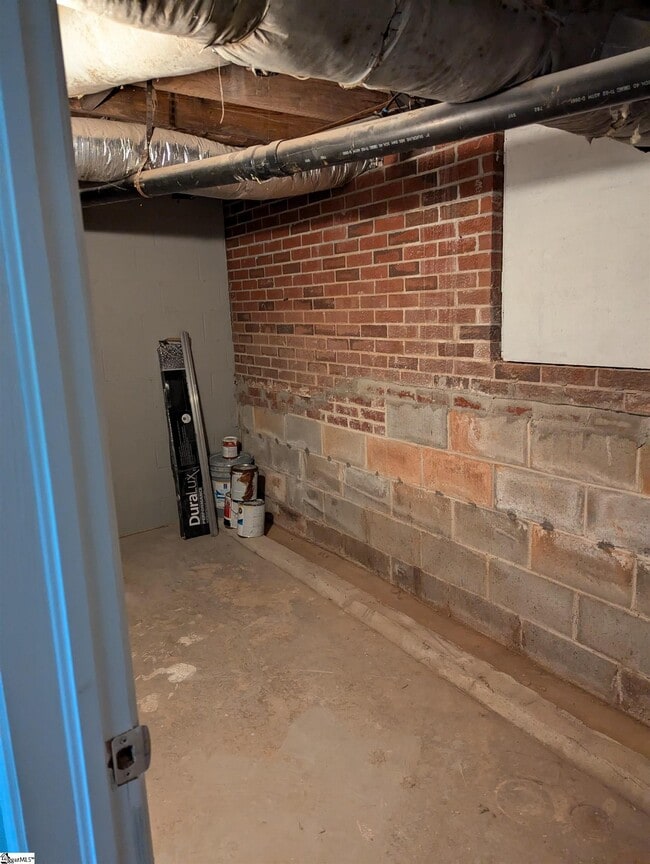 Building Photo - 507 Carver St