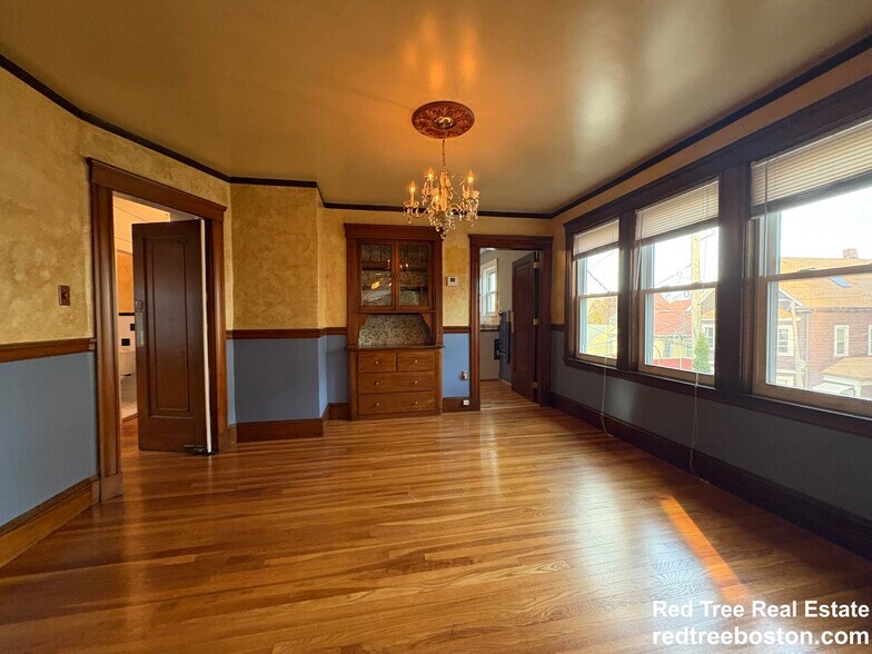 Building Photo - 155-157 Hillside St. Unit 2