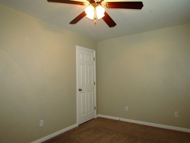 Building Photo - 771 S 900 E