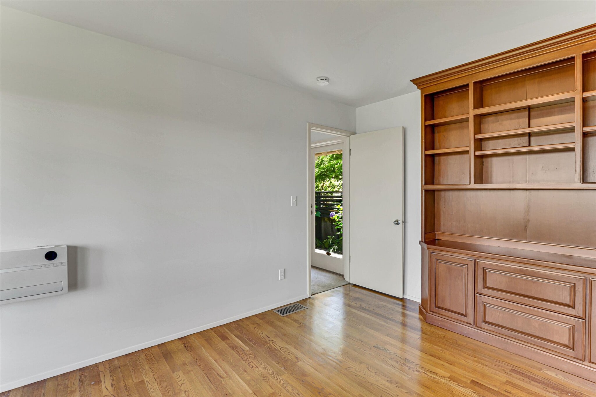 Building Photo - 17642 Upper Cherry Ln