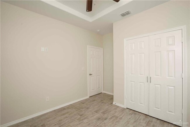 Building Photo - 31 Hiawatha Dr
