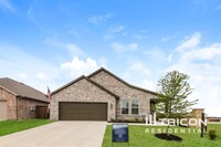 Building Photo - 2545 Finch Holw Dr