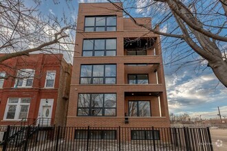 Building Photo - 18 S Seeley Ave
