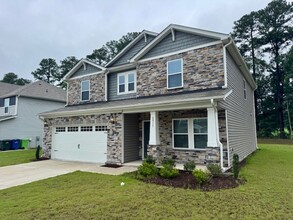 Building Photo - Might as well be brand new!