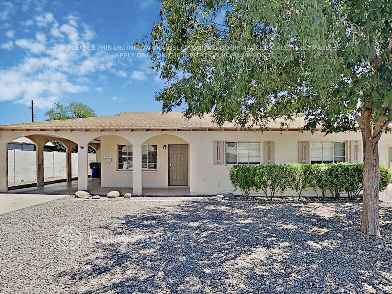 Primary Photo - 231 N Harris Dr