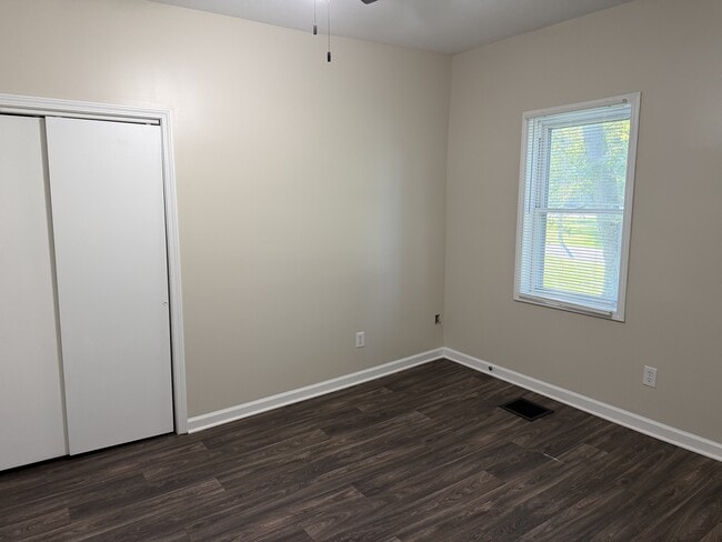 Building Photo - 3755 N County Rd 600 W