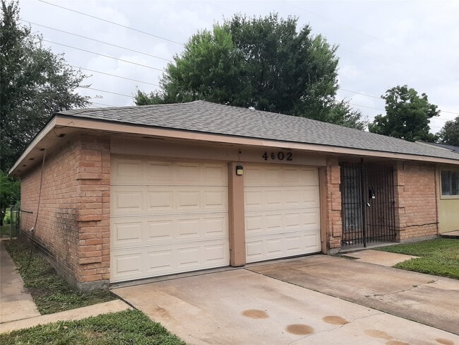 Building Photo - 4602 Knottynold Ln
