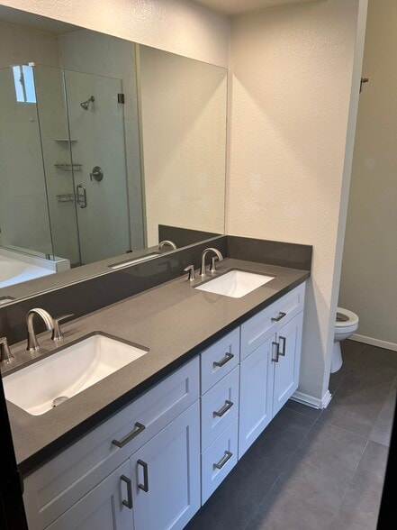 Building Photo - 4707 Willis Ave