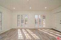 Building Photo - 734 S Gramercy Pl