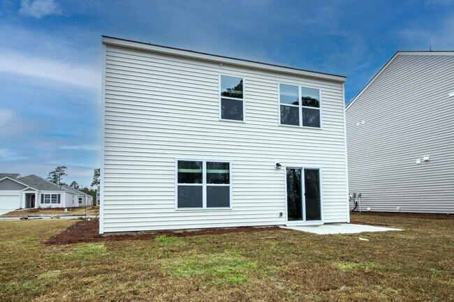 Building Photo - 495 Coconut Dr