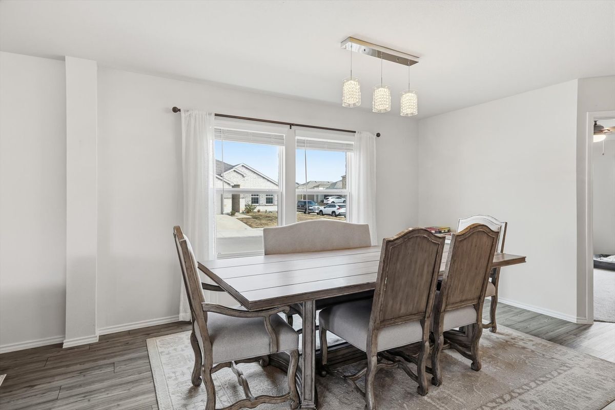 Building Photo - 16041 Pious Dr