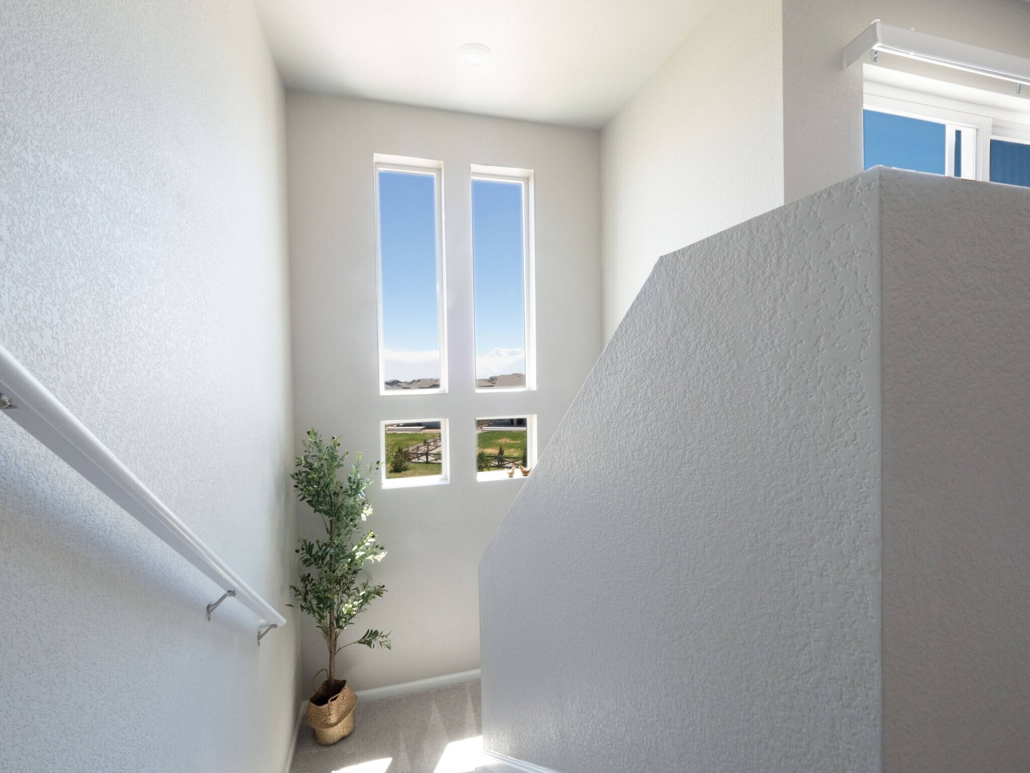 Building Photo - 9460 Oro City Loop