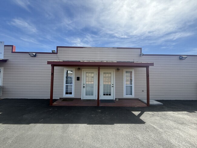 Building Photo - 23063 Texas 46STE 2-3