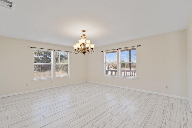 Building Photo - 2301 Redbird Cove