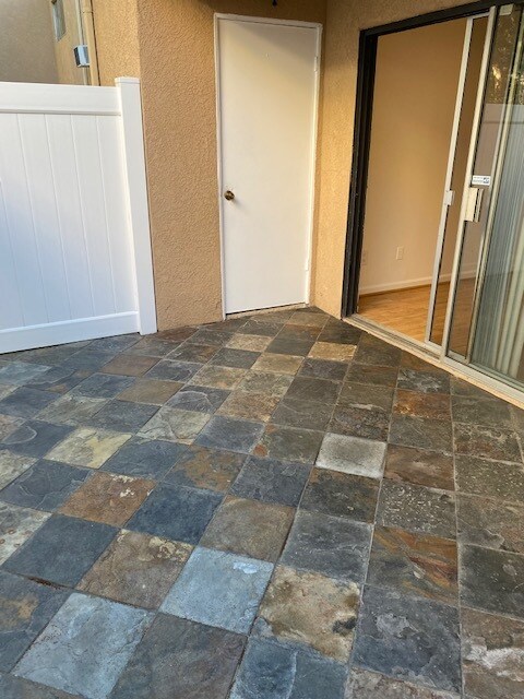 Building Photo - 10331 Lindley Ave