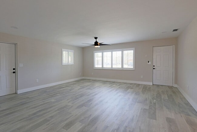 Building Photo - AVAILABLE NOW