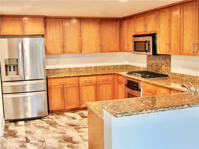 Building Photo - 411 W Seaside Way