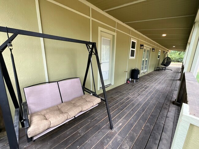 Building Photo - 15854 US-80