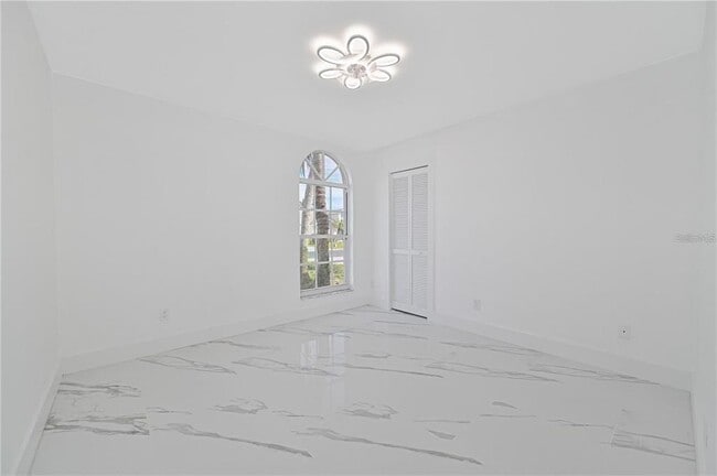 Building Photo - 3832 Sabal Springs Blvd