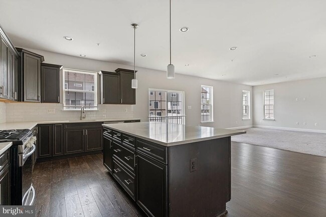 Building Photo - 4507 Shakespeare Cir