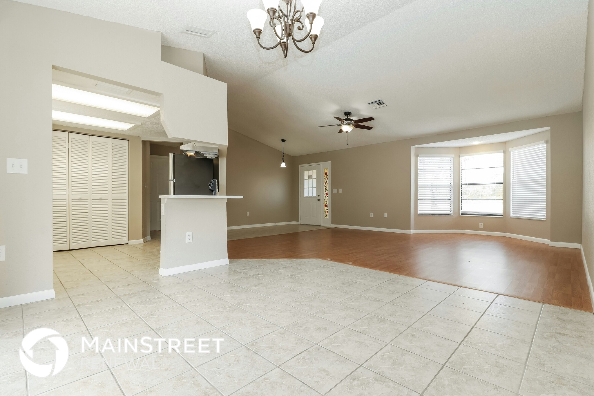 Building Photo - 5459 Hornaway Ave