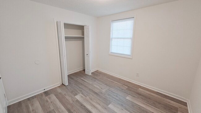 Building Photo - Monetta Apartments