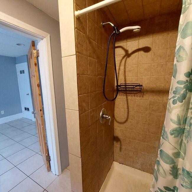 Building Photo - Riverview Apartments