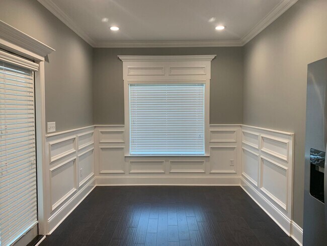 Building Photo - Beautiful 4BD/3B Home in Knights Landing