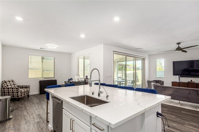 Building Photo - 12332 Switchgrass Ave