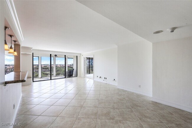Building Photo - 4401 Gulf Shore Blvd N