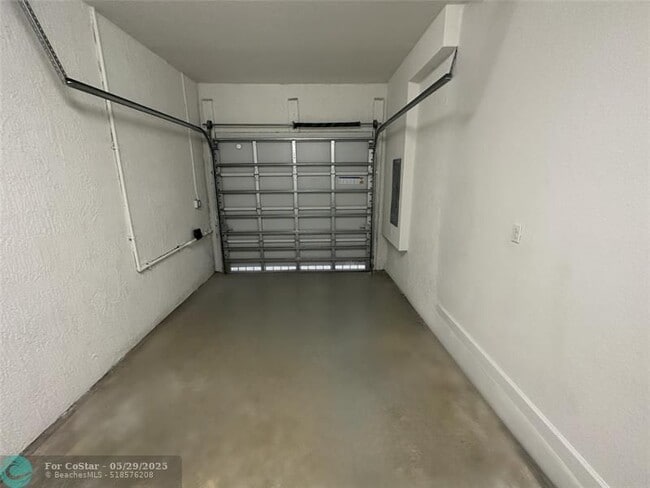 Building Photo - 12901 NW 23rd Pl