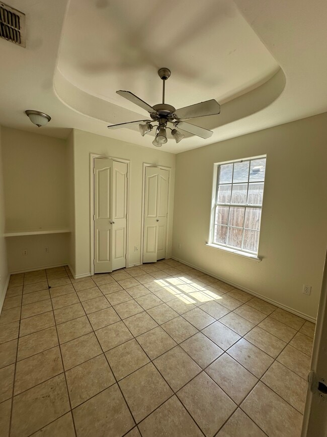 Building Photo - 4404 North 27th Street