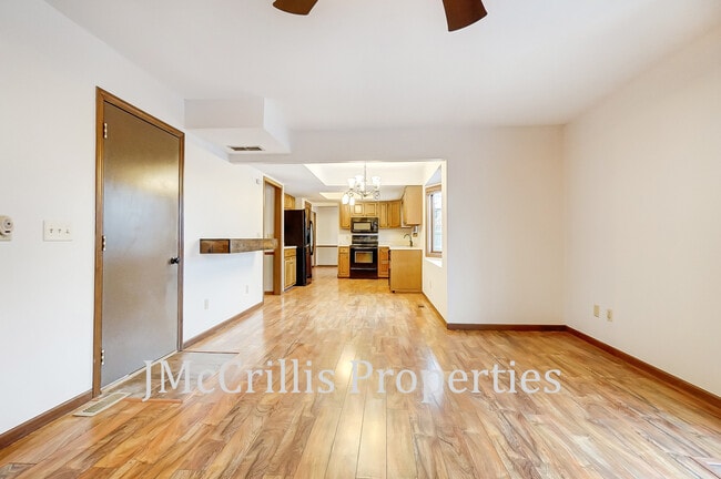 Building Photo - 9034 Dunmore Ln