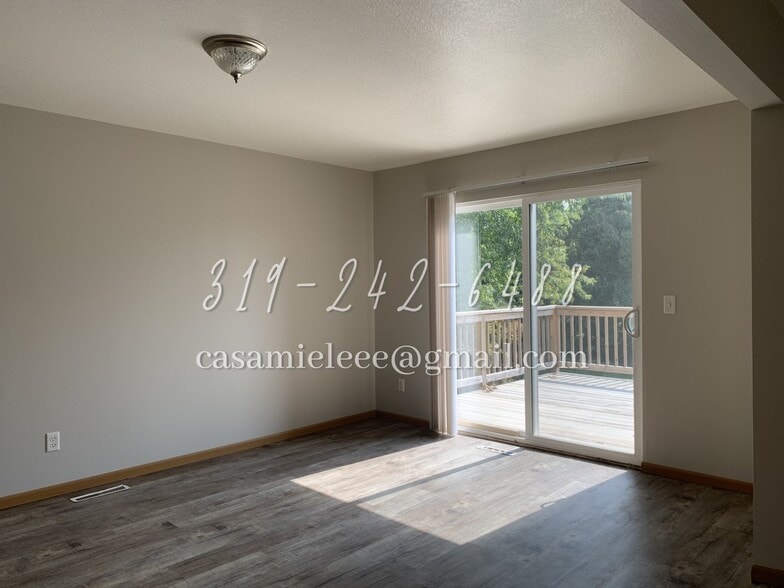 Main living room - 2112 10th Street Pl