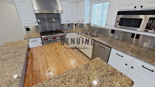 Building Photo - 1224 W Balboa Blvd