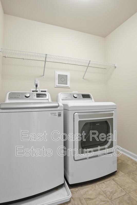 Building Photo - 5891 Bella Marie Wy