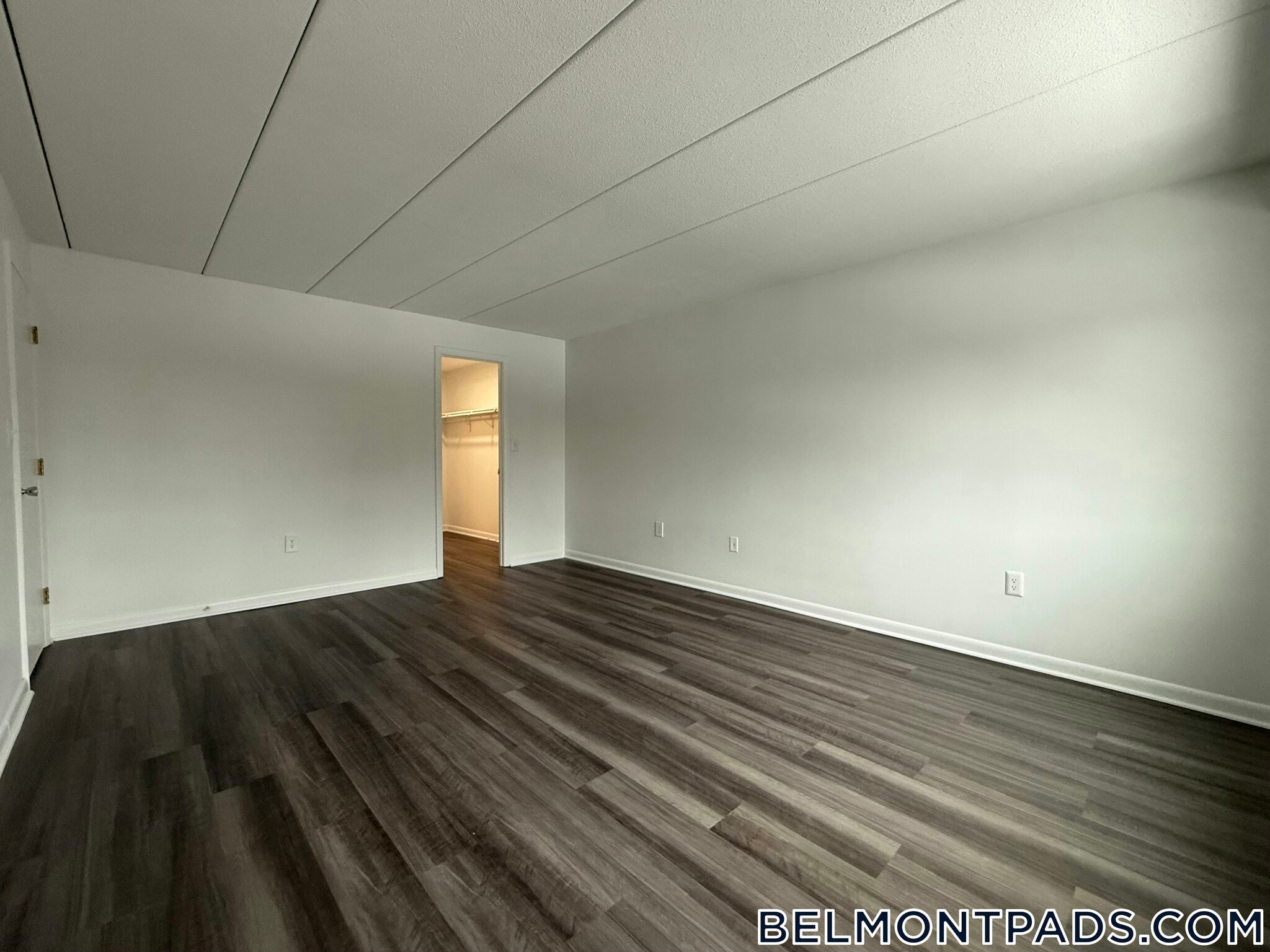 Building Photo - 55 Hill Rd