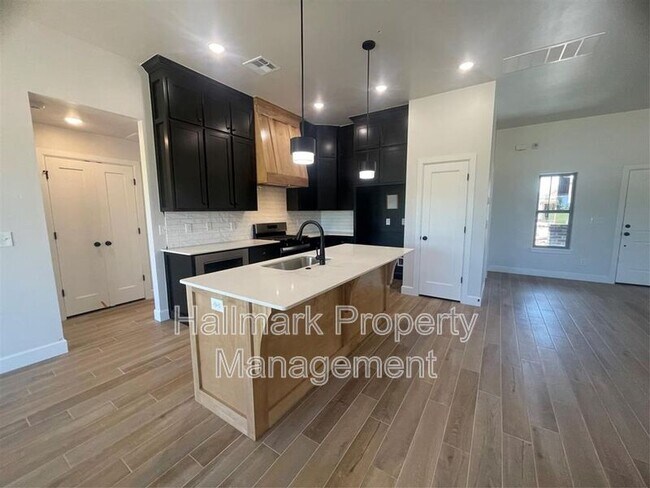 Building Photo - 5012 Misty Wood Ln