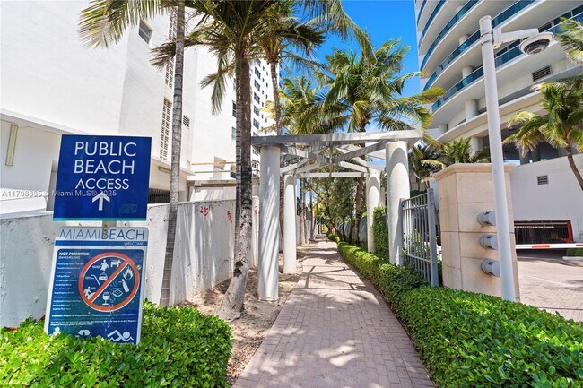 Building Photo - 6039 Collins Ave