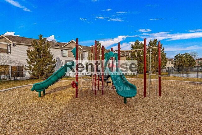 Building Photo - 8732 W Pine Valley Ln