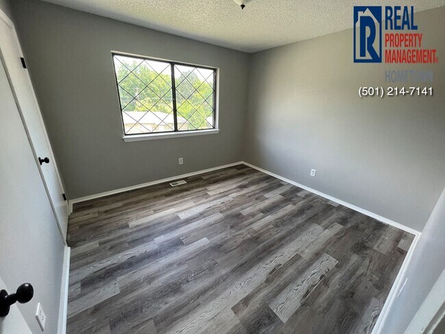 Building Photo - 5707 Sonora Dr