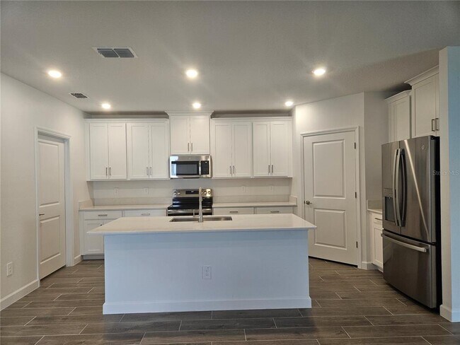 Building Photo - 10965 Teal Lagoon Isle