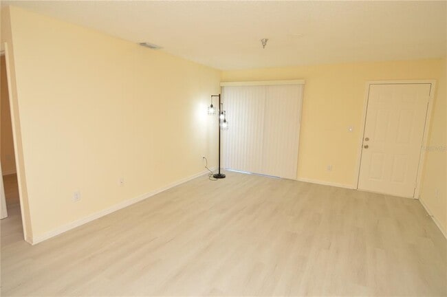 Building Photo - 10263 Gandy Blvd N