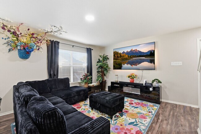 Building Photo - 9519 Maple Green Ln