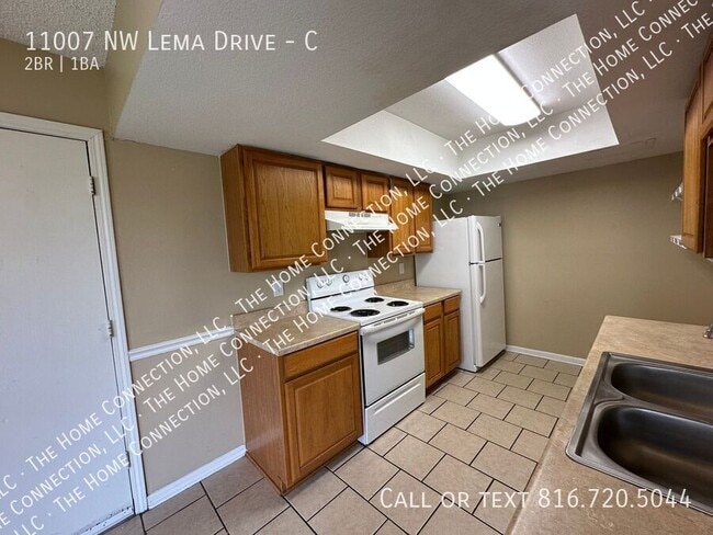 Building Photo - 11007 NW Lema Dr