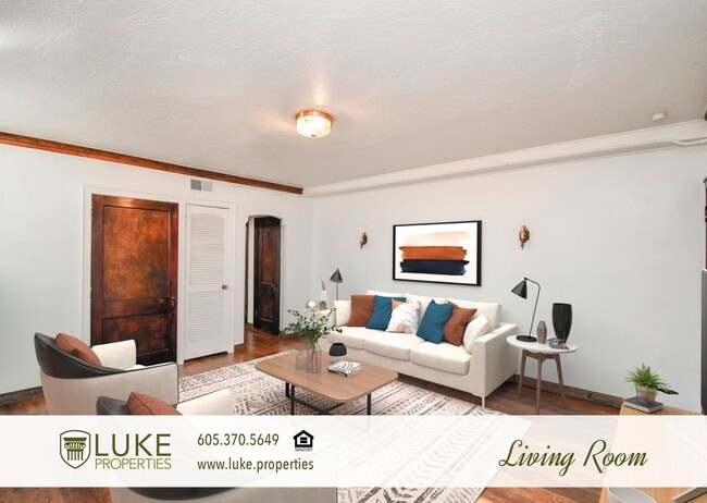 Building Photo - 1216 S Center Ave